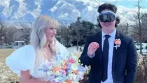 Penggunaan Apple Vision Pro Semakin Liar, Kini Dipakai Buat Pernikahan
