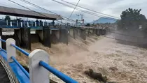 Cuaca Ekstrem di Jabotabek: Ketinggian Katulampa Fluktuatif, Status Siaga 4