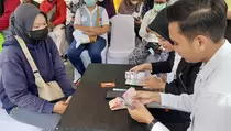 Jelang Lebaran, Stok Penukaran Uang Baru BI Kediri Naik Jadi Rp 4,8 Triliun