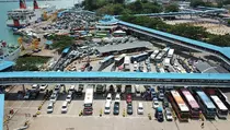 100.300 Pemudik Menyeberang dari Jawa ke Sumatera Saat Mudik Lebaran 2024