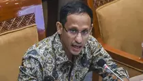 Nadiem Tegaskan Pramuka Tidak Dihapus, Wajib Diselenggarakan Sekolah