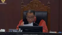 Hakim MK Pertanyakan Arti Penugasan Presiden ke Muhadjir