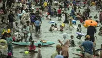 Libur Lebaran, Ancol Siapkan 8 Pos Pantau dan 7 Ambulans di Kawasan Pantai