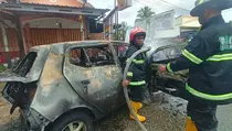 Mobil Bawa Ratusan Liter BBM Eceran Terbakar di Palangka Raya