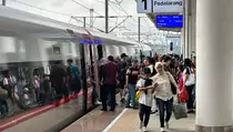 Kereta Cepat Whoosh Ubah Tren Liburan Masyarakat