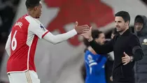 Mikel Arteta Pastikan 2 Bek Arsenal Segera Pulih dari Cedera