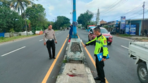 Ibu dan Anak Tewas Tabrak Beton Pembatas Jalan di Maros Sulawesi Selatan