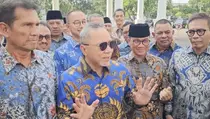 Bertemu Jokowi Bersama Pengurus PAN, Zulhas Tepis Bahas Kursi Kabinet