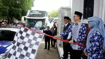 440 Calhaj Kloter 10 KJT Subang Diberangkatkan, Isak Tangis Keluarga Tak Terbendung