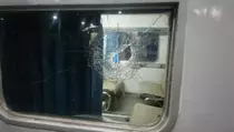 Kereta Api Pasundan Dirusak di Surabaya, 7 Kaca Pecah