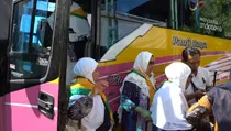 720 Calon Jemaah Haji NTT Diberangkatkan ke Tanah Suci dari Embarkasi Surabaya