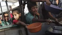 Warga Palestina di Jalur Gaza Rayakan Iduladha dengan Menyantap Makanan Kaleng di Tenda Pengungsian