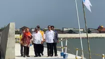 Tinjau Proyek Tanggul Rob di Semarang, Jokowi Berharap Dapat Bertahan 30 Tahun Lebih