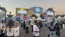 Semakin Malam, Masyarakat Padati Semesta Berpesta Surabaya