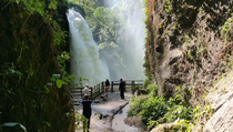 Surga Tersembunyi dari Air Terjun Blawan Bondowoso