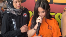 Mahasiswi di Pekanbaru yang Tabrak Pengendara Motor hingga Tewas Minta Maaf