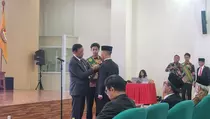 Wiranto Kukuhkan Pengurus Ikada UNJ 2024-2029