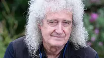 Gitaris Band Queen Brian May Alami Strok Ringan