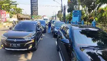 Macet Puncak Masih Berlanjut, Ribuan Kendaraan Masih Terjebak