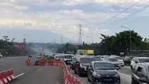 Arus Balik Libur Maulid di Gerbang Tol Ciawi Padat, Antrean Capai 5 Kilometer