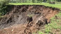 Tergerus Aliran Sungai, Lahan Pertanian di Temanggung Longsor