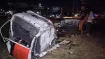 Detik-detik Minibus Ditabrak Kereta Api Gajayana di Nganjuk hingga Terseret 50 Meter