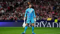 Kekerasan pada Derbi Madrid, Ancelotti: Courtois Dapat Ancaman dari Frente Atletico