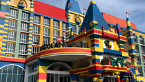 Jadi Surga Kepingan Brick, Legoland Malaysia Hanya 2 Jam dari Jakarta