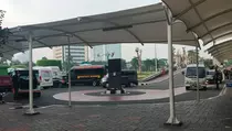 Jelang Pelantikan Prabowo-Gibran, Gedung DPR/MPR Mulai Ramai pada Minggu Pagi