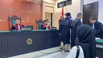 Kasus Guru Honorer di Konawe Selatan, Supriyani Didakwa Pasal Berlapis