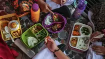Sebut Produksi Susu pada Program Makan Gratis Tak Mencukupi, Wakil Mentan: Ayam dan Telur Bisa Jadi Pengganti
