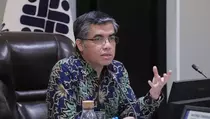Menaker Yassierli Pastikan UMP 2025 Naik