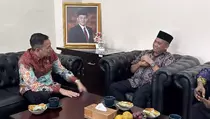 Bertemu Cabup Sleman Harda Kiswaya, Anggota DPD Minta Tingkatkan Kualitas Pasar hingga Stadion