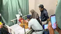 Dirut Jasa Raharja Jenguk Korban Kecelakaan Tol Cipularang