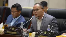 Bos BEI-OJK Kompak Mundur, DPR: Kami Apresiasi Tanggung Jawab Moral