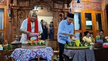 Potong Tumpeng Syukuran Menang Pilbup 2024, Endah-Joko Janjikan Perubahan untuk Gunungkidul