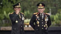 Kapolri-Panglima TNI Kunjungi Keluarga Polisi yang Ditembak di Lampung