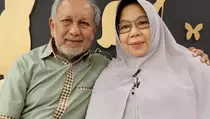 Ussy Sulistiawaty Unggah Foto Terakhir Ibunda sebelum Meninggal Dunia