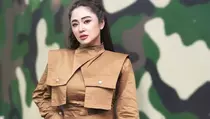 Dewi Perssik Tempuh Jalur Hukum Soal Pencatutan Namanya di Medsos