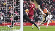 Hasil Liverpool vs Fulham: Pereira Bawa Tamu Unggul, The Reds Tampil dengan 10 Pemain