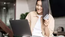 Pinjol Makin Besar, Utang Masyarakat Tembus Rp 94,85 Triliun