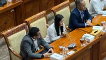 Korban Penganiayaan Anak Bos Toko Roti Ungkap Kronologis Kejadian di Komisi III DPR