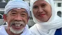 Janji Setia sang Istri untuk Nurul Qomar yang Terbaring Lemas di RSUD Tangerang Akibat Kanker Usus Besar