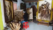 Unik dan Menarik, Warga Kebumen Membuat Lukisan dari Pelepah Pisang