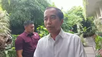 Namanya Dikaitkan dengan Penggeledahan Rumah Hasto Kristiyanto oleh KPK, Jokowi: Masak Ditanyakan ke Pensiunan