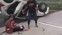 Kecelakaan Maut di Tol Demak: 2 Tewas, Ibu dan Bayi Selamat