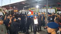 Jenazah Brigadir Iqbal, Korban Penembakan KKB Tiba di Rumah Duka Bekasi