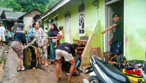 Banjir di Lampung Surut, Warga Butuh Bantuan Air Bersih dan Makanan