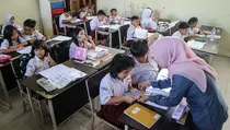 ASN WFH Tiap Jumat, Siswa SD-SMA Tetap Sekolah Tatap Muka