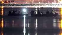 Tragedi Tabrakan Maut Pesawat dengan Helikopter Black Hawk, 2 Korban Ditemukan di Sungai Potomac